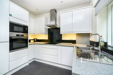 3 bedroom house to rent Princes Road, Brighton, East Sussex, BN2 - Photo 4