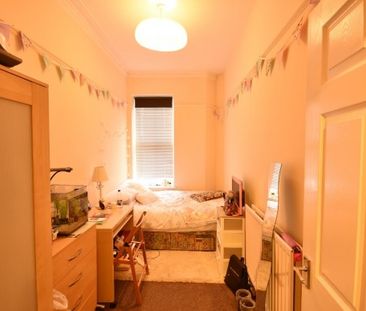 7 Bed - Grosvenor Road, Jesmond - Photo 5