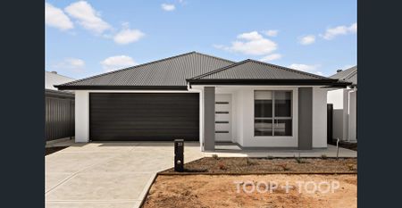 FRESHLY BUILT HOME READY TO MOVE IN - Photo 2