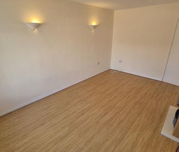 2 bedroom bungalow to rent - Photo 1