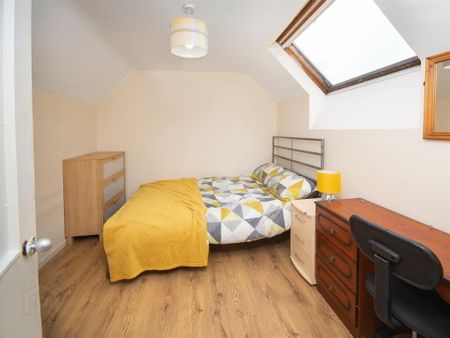 Great 5 Bedroom House, 8 University Avenue, Queens Quarter, Belfast, BT7 1GY - Photo 5