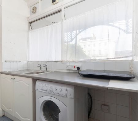 Hewlett Road, Cheltenham GL52 6AA - Photo 2