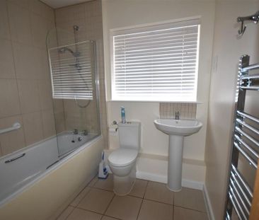 2 bedroom detached bungalow to rent - Photo 6
