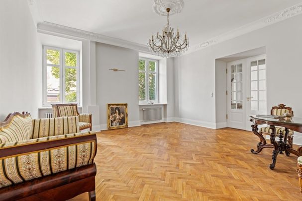 Prestiżowa lokalizacja 75.33 m² - Photo 1