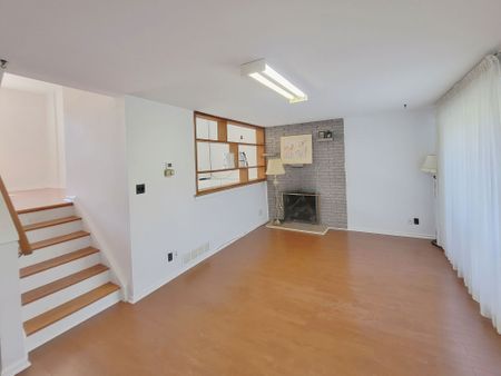 For Lease - 79 Rameau Drive Unit# 1, Toronto, Ontario - Photo 2