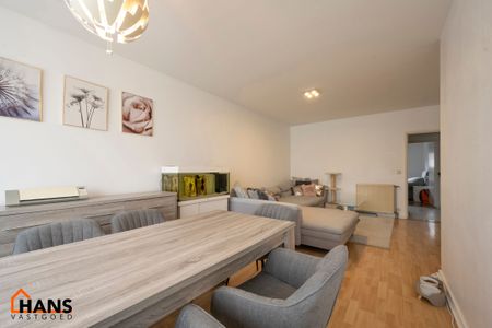 Gelijkvloersappartement met tuin en garagebox. - Photo 4