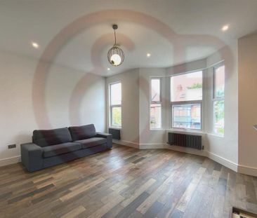 3 bedroom flat to rent - Photo 1