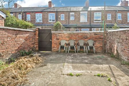 1 bedroom terraced house to rent - Photo 2