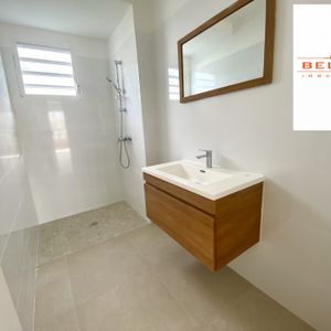 Location Appartement 57.37m² 3 pièces Fort de france - Photo 2