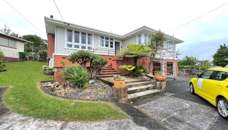 Spacious 3-Bedroom Home in Kamo - With Double Garage - Photo 3