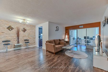 For Lease - 5 Lisa Street Unit# 1002, Brampton, Ontario - Photo 3