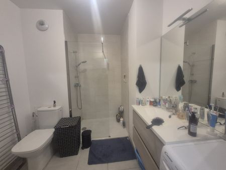 Location Appartement 2 pièces 41m² LILLE 59000 - Photo 4