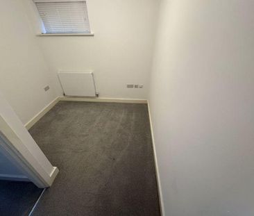 3 bedroom detached house to rent - Photo 4