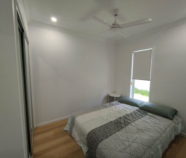 Urangan, 4655 - Photo 1