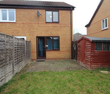 2 bedroom detached house to rent - Photo 2