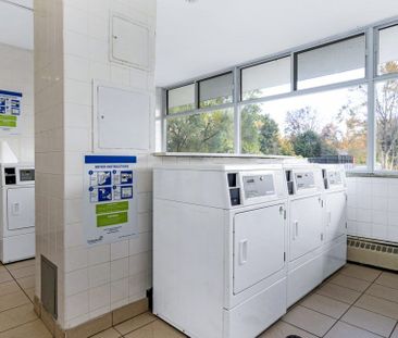 For Lease - 30 Speers Road Unit# 201, Oakville, Ontario - Photo 2