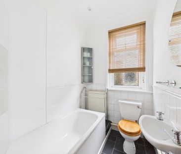 2 bedroom maisonette to rent - Photo 5