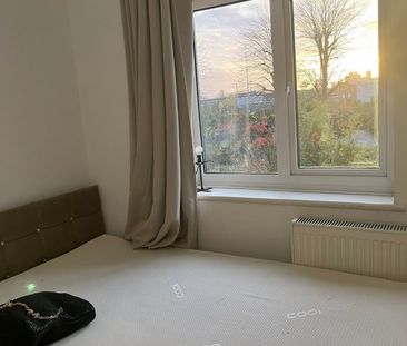 Studio Flat, North Circular Road, NW10 - Photo 1