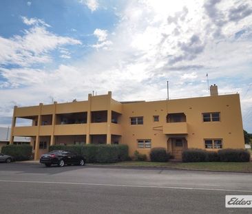 2/48 King Street - Photo 2