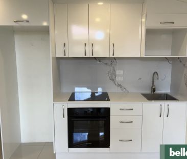 Freshly Renovated, Private Self-Contained in Quiet Robertson Street - Photo 1