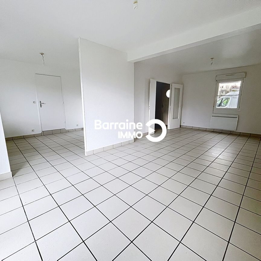 Location maison à Lanvéoc, 6 pièces 103.3m² - Photo 1