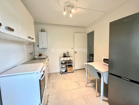 Location Appartement 3 pièces 55m² MONT ST AIGNAN 76130 - Photo 2