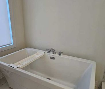 For Lease - 23 Millman Lane, Richmond Hill, Ontario - Photo 5