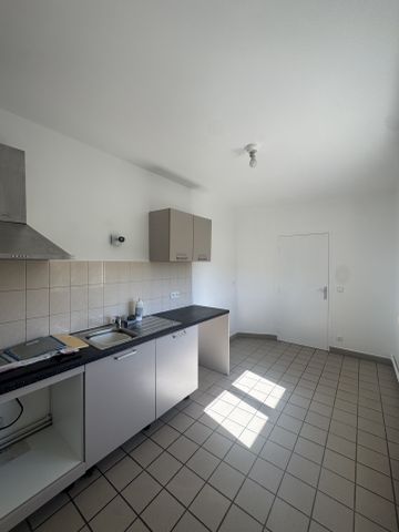 Location Appartement 2 pièces 58m² SENS 89100 - Photo 5