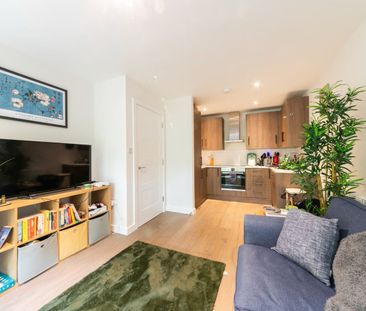 1 Bed Flat, Parkview House, N8 - Photo 3