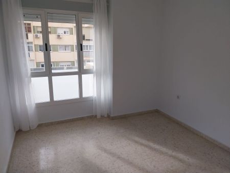 Piso en Málaga, alquiler - Photo 4