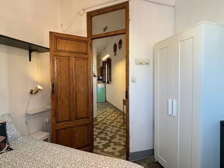 Carrer de Maldonado, Valencia, Valencian Community 46001 - Photo 4