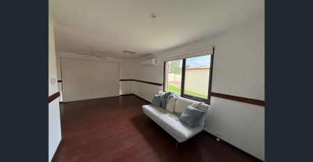 Ultimate Privacy Family Home! - Photo 2