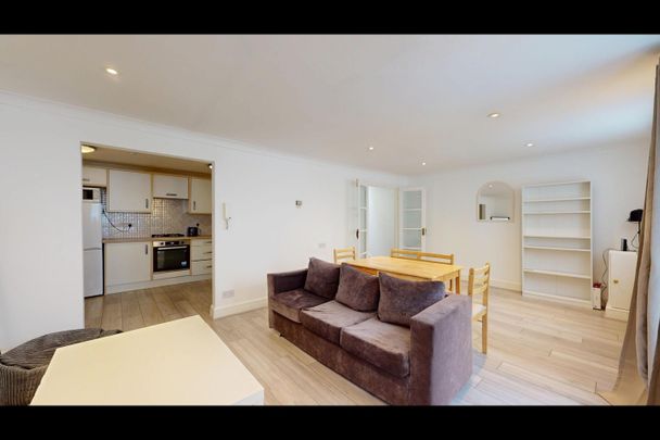 3 Bed Flat, Brook Mews North, W2 - Photo 1