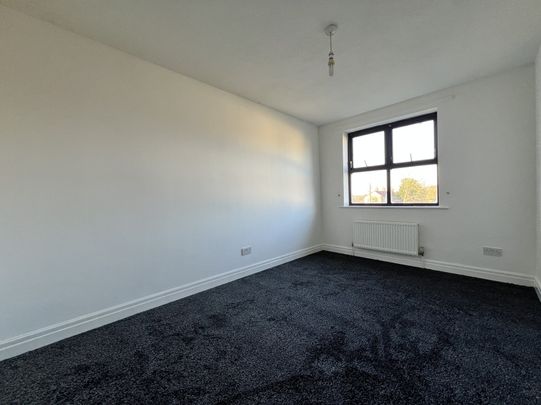 Fussey Gardens, Bonby - Photo 1