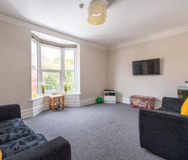 3 bedroom terraced house to rent - Photo 4