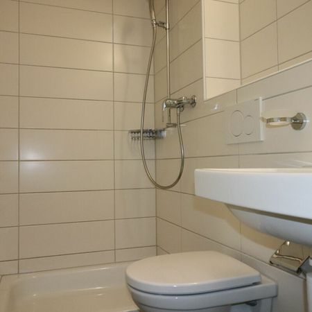Schöne 1-Zimmer-Wohnung in Oberwil zu vermieten - Photo 4