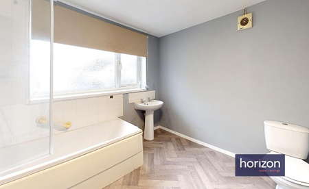 2 bedroom terraced house to rent - Photo 5