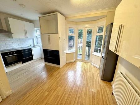 Grasmere Avenue, Hounslow, TW3 - Photo 5