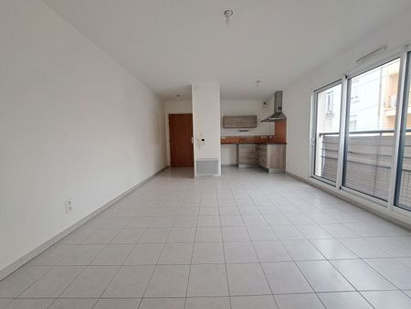 APPARTEMENT T3 2 CHAMBRES SAINT-NAZAIRE CENTRE AVEC GARAGE - Photo 4