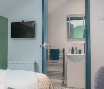Room 3, Epworth Street, Belfast, BT5 4QR - Photo 5