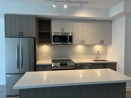 For Lease - 333 Sunseeker Avenue Unit# 305, Innisfil, Ontario - Photo 5