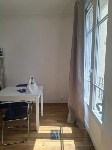 Location Appartement 1 pièce 24m² PARIS 14ème - Photo 2