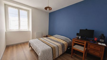 Location Maison 4 pièces 99m² - Photo 3