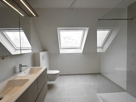 Prachtig gelegen nieuwbouw appartement met drie slaapkamers, groot terras en autostaanplaats - Foto 5