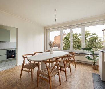 Ruim, gerenoveerd appartement op toplocatie vlakbij centrum - Foto 1