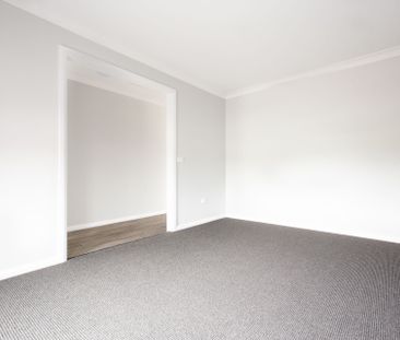 STUNNING FAMILY HOME - Photo 5