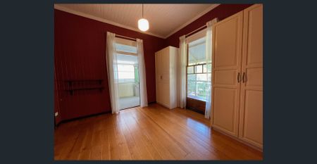 Charming Family Home in a Convenient East Ipswich Location - Photo 5