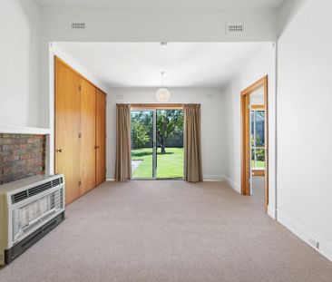 59 Littlewood Street, Hampton VIC 3188 - House For Rent | Domain - Photo 4