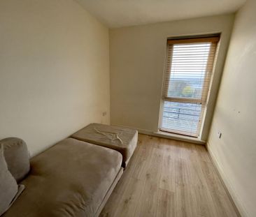 2 bedroom flat to rent - Photo 6