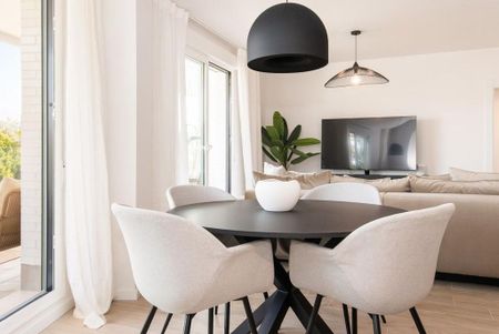 Luxury Flat for rent in Marbella, Spain - Photo 4